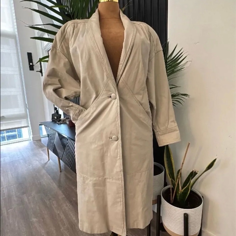 ((SOLD)) Vintage Cream Leather Trench